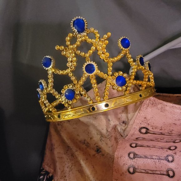 Audrey, Queen of Mean Costume, Descendants 3 - Picture 5 of 6